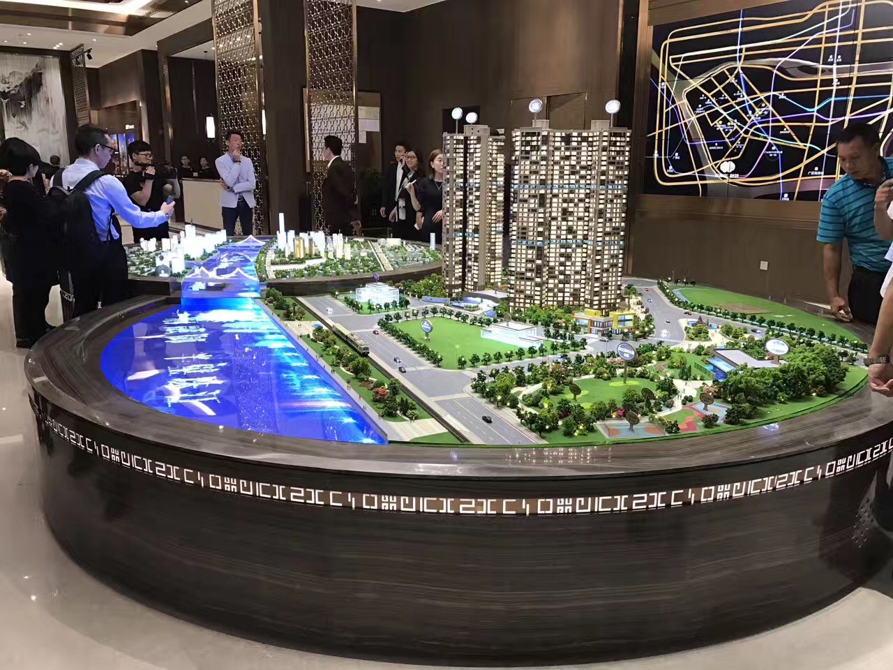 商業(yè)空間的展示設(shè)計(jì)