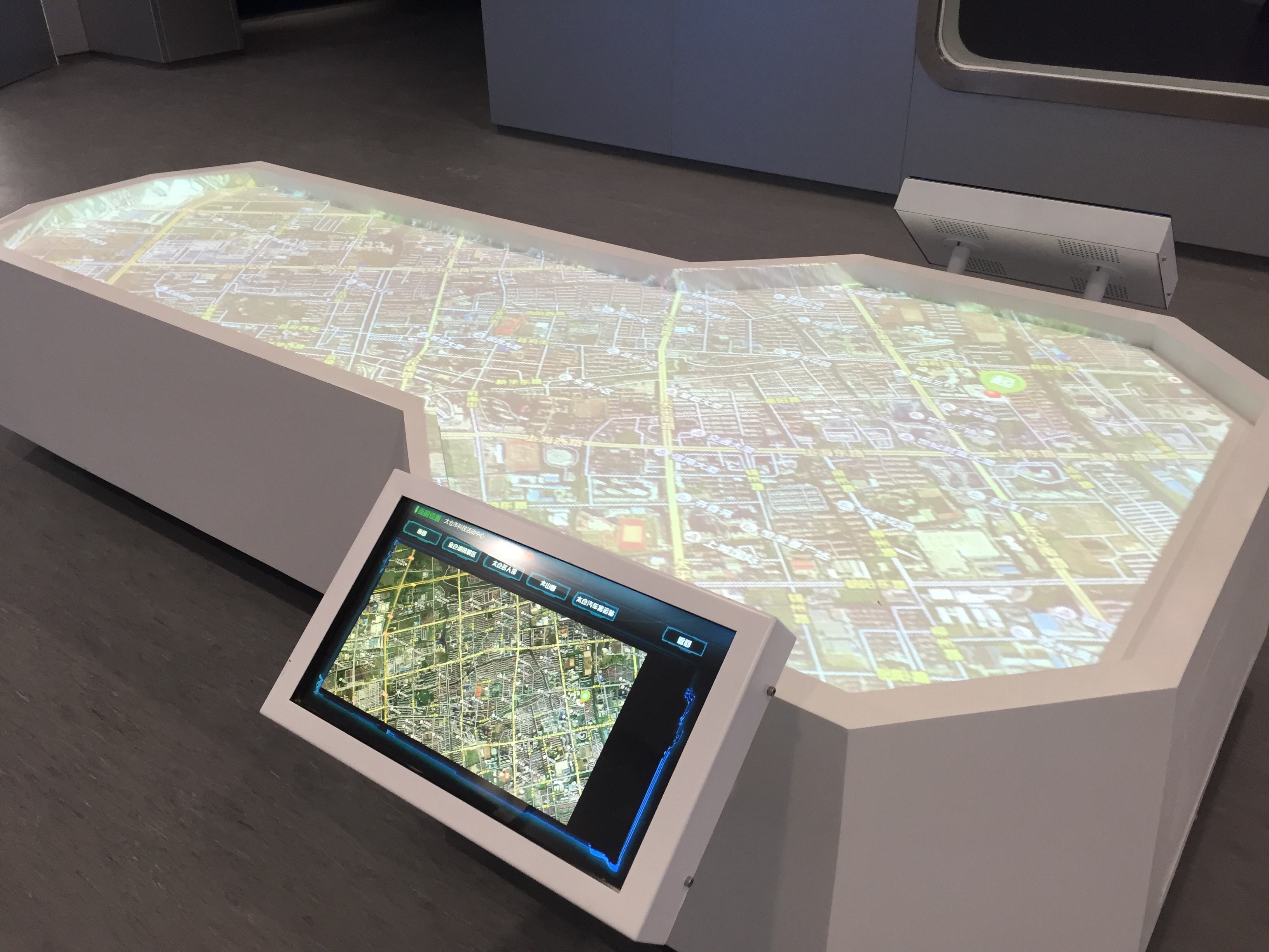 互動(dòng)投影沙盤 互動(dòng)投影沙盤